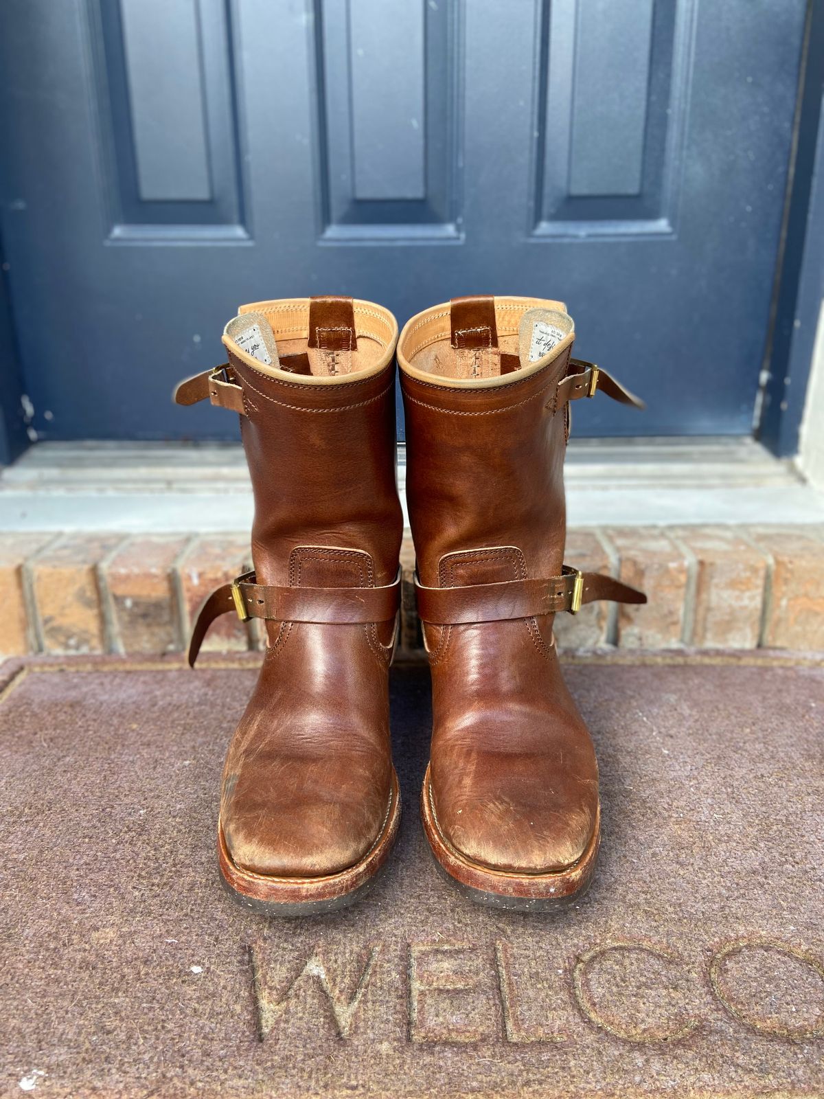 Photo by august_september on November 4, 2025 of the Briselblack The Keeper 'Type 3' Engineer Boot in Maryam Natural Horsebutt overdyed Brown.