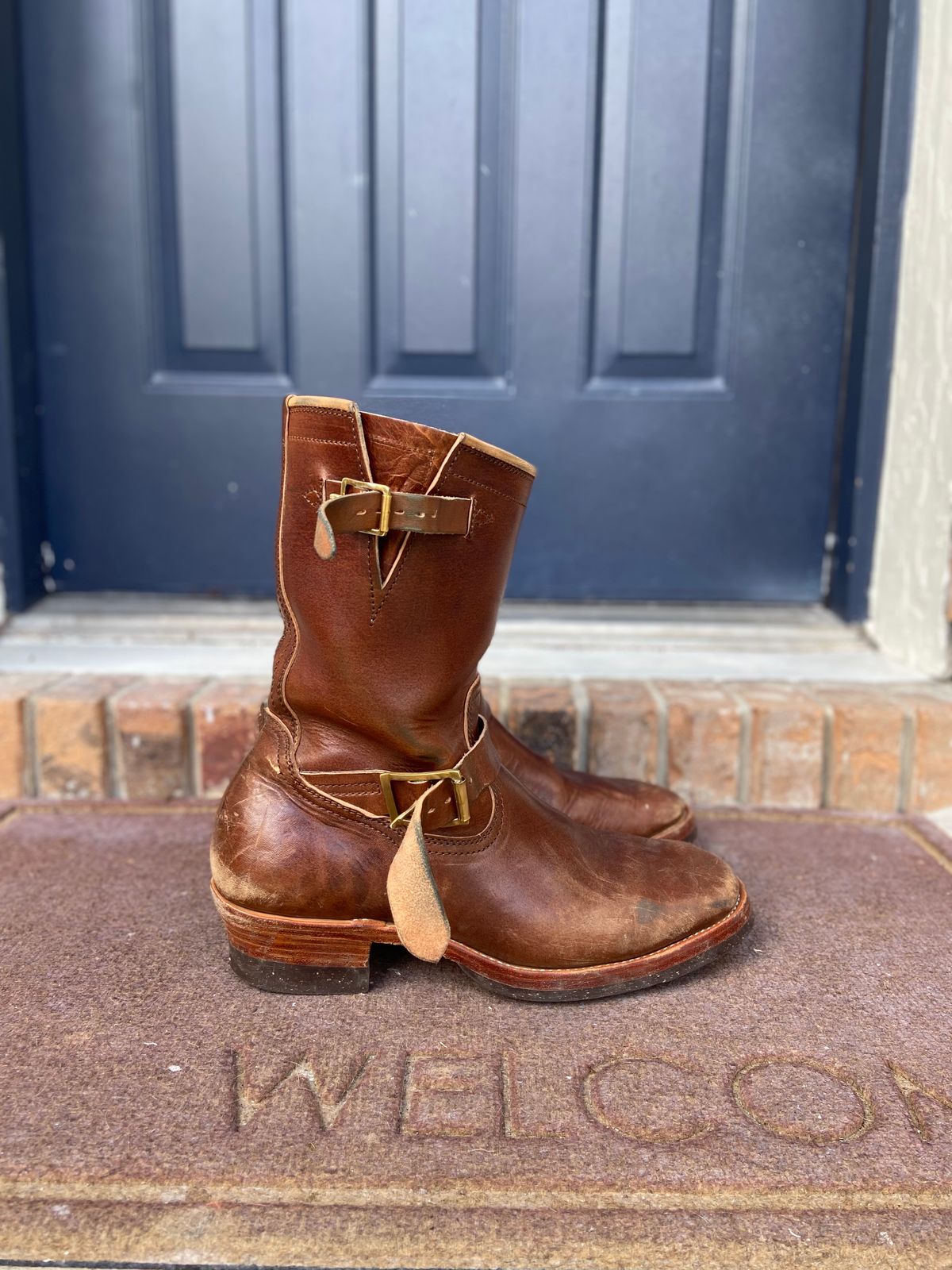 Photo by august_september on November 4, 2025 of the Briselblack The Keeper 'Type 3' Engineer Boot in Maryam Natural Horsebutt overdyed Brown.