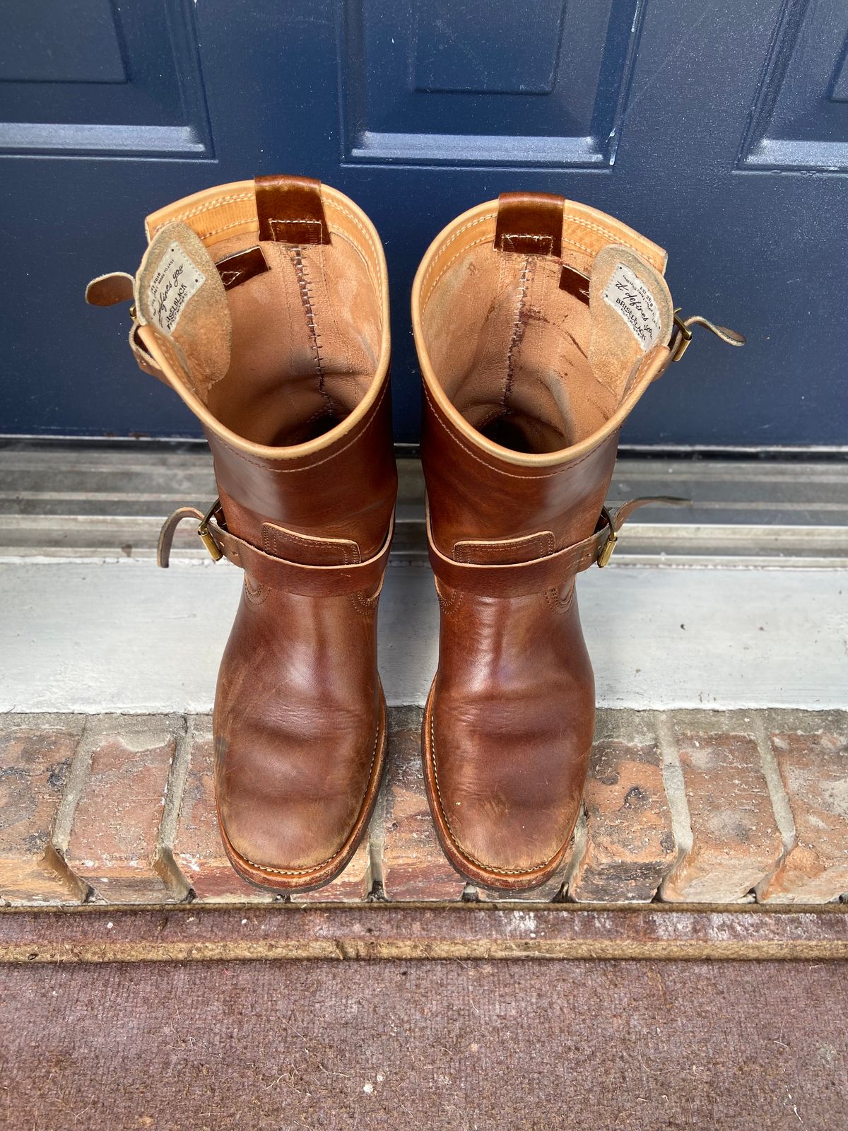 Photo by august_september on November 4, 2025 of the Briselblack The Keeper 'Type 3' Engineer Boot in Maryam Natural Horsebutt overdyed Brown.