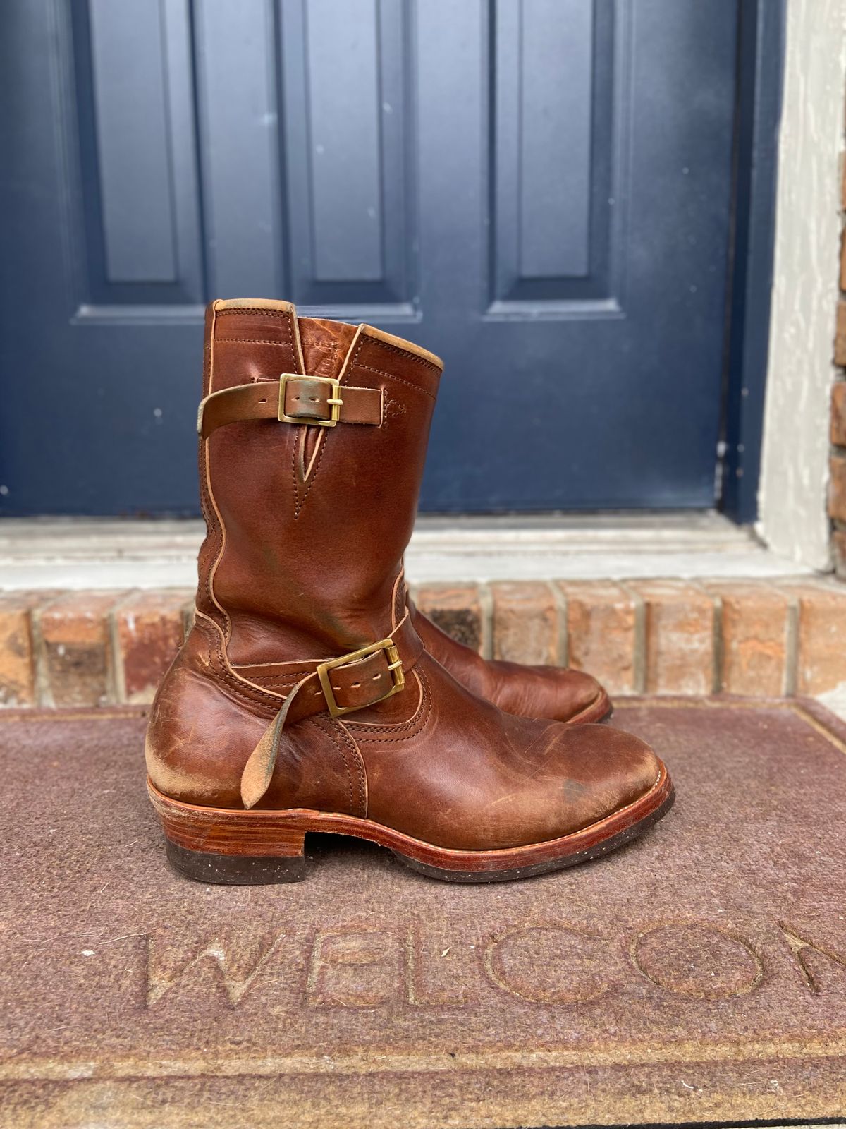 Photo by august_september on December 2, 2025 of the Briselblack The Keeper 'Type 3' Engineer Boot in Maryam Natural Horsebutt overdyed Brown.