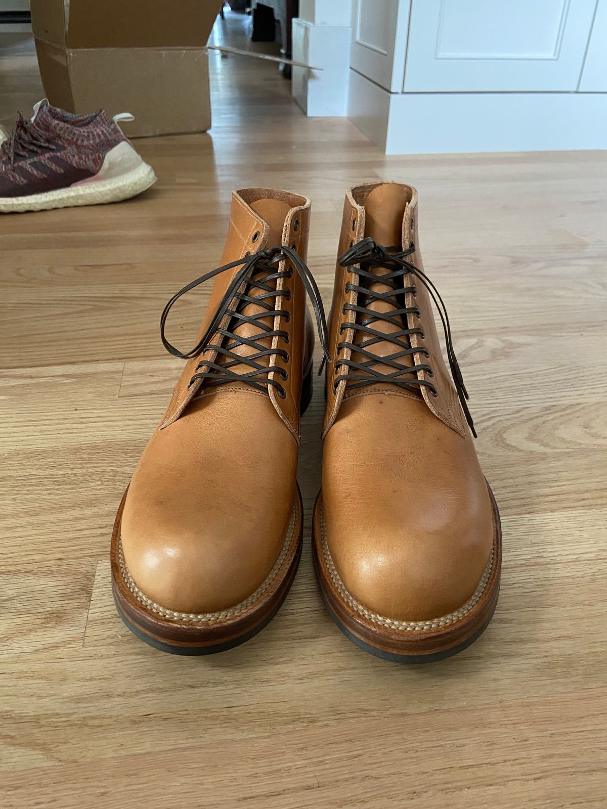 Photo by august_september on October 12, 2024 of the Viberg Service Boot in Raw Natural Wooly Chromexcel.