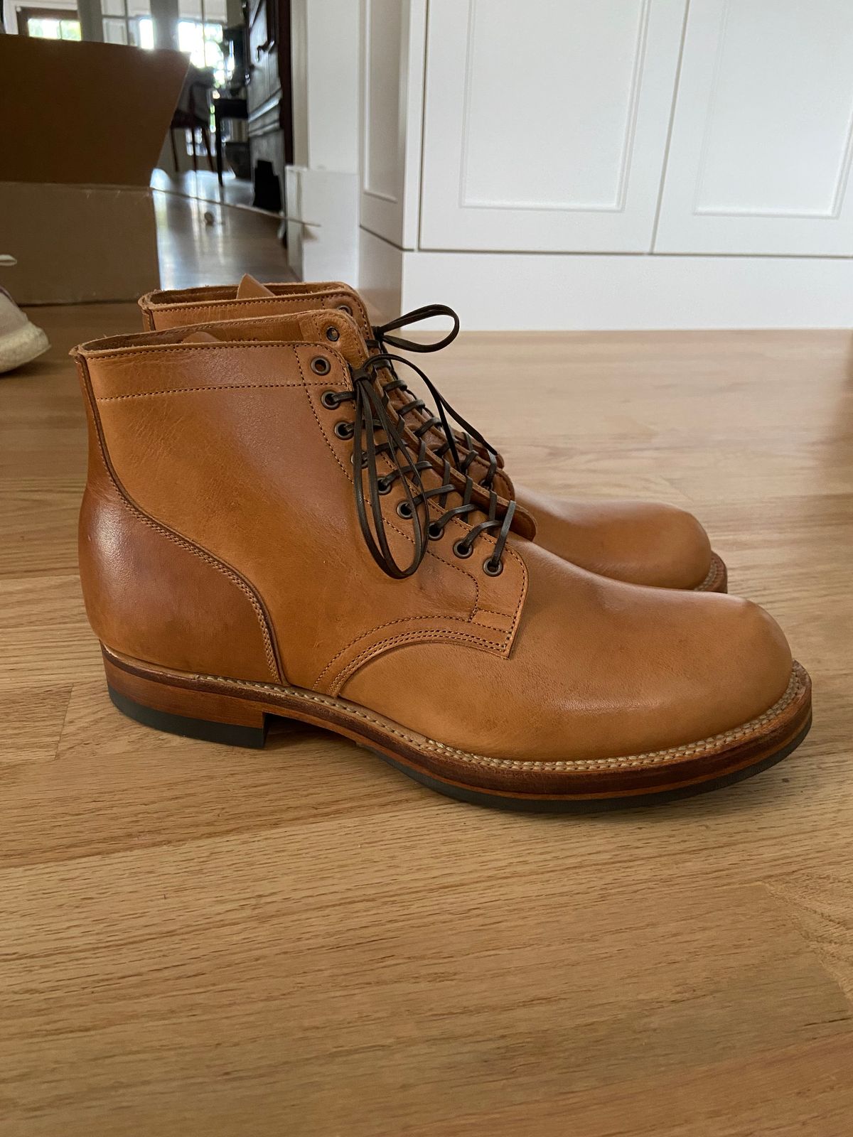 Photo by august_september on October 12, 2024 of the Viberg Service Boot in Raw Natural Wooly Chromexcel.