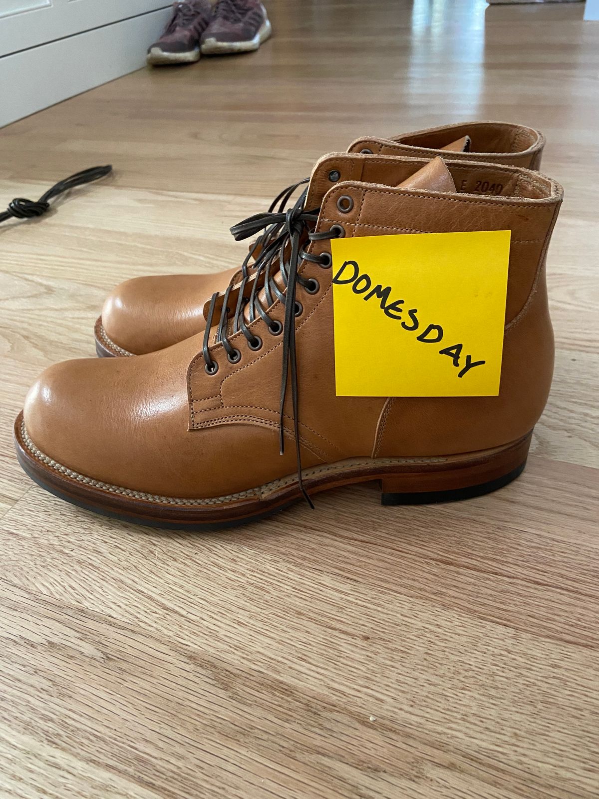 Photo by august_september on October 12, 2024 of the Viberg Service Boot in Raw Natural Wooly Chromexcel.