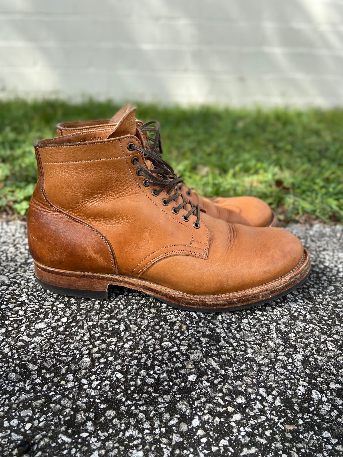 Photo by august_september on November 2, 2024 of the Viberg Service Boot in Raw Natural Wooly Chromexcel.
