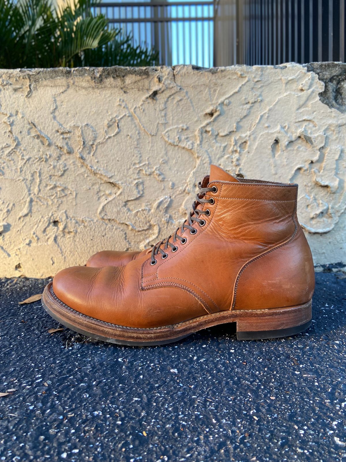 Photo by august_september on December 2, 2024 of the Viberg Service Boot in Raw Natural Wooly Chromexcel.