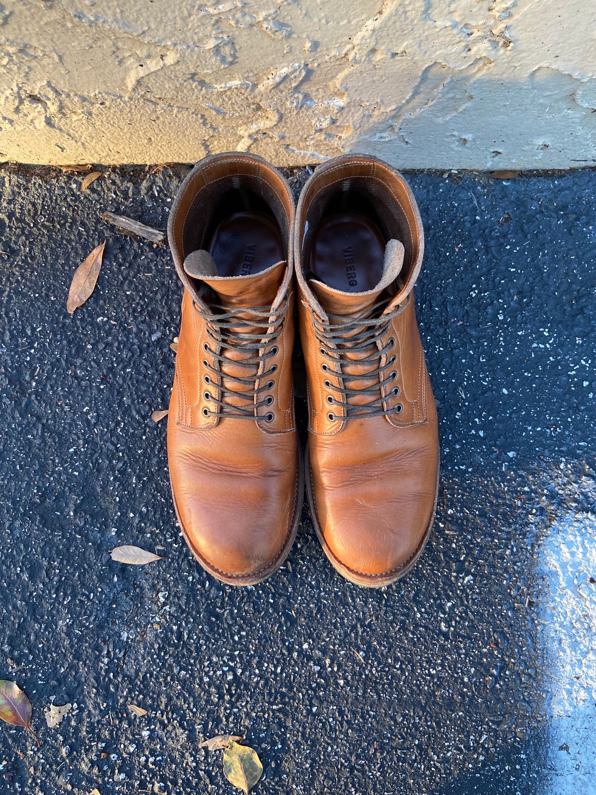 Photo by august_september on December 2, 2024 of the Viberg Service Boot in Raw Natural Wooly Chromexcel.
