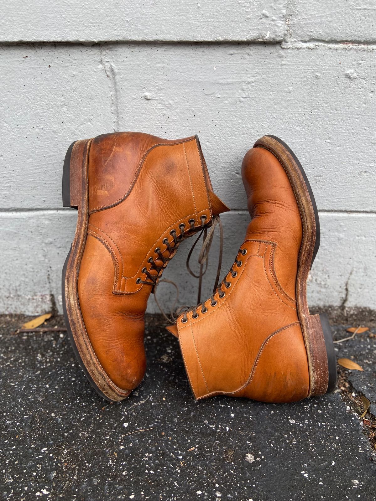 Photo by august_september on February 2, 2025 of the Viberg Service Boot in Raw Natural Wooly Chromexcel.