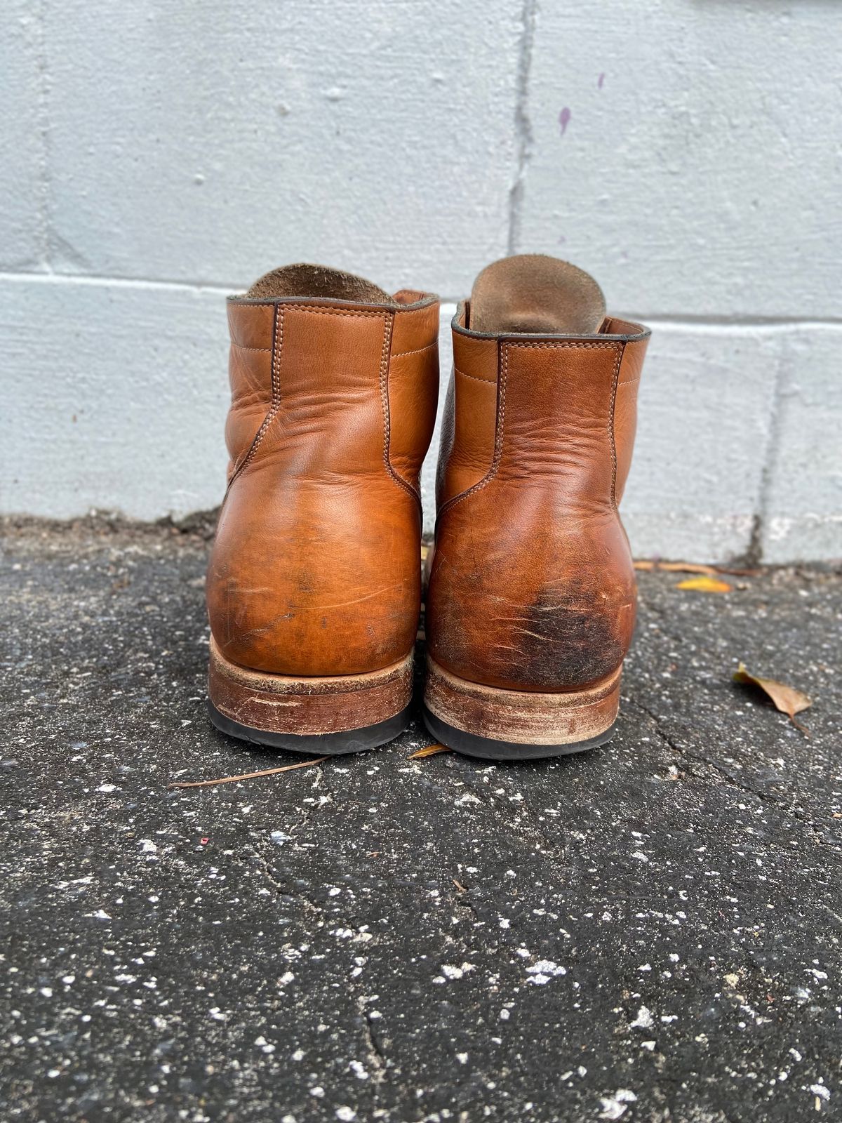 Photo by august_september on March 1, 2025 of the Viberg Service Boot in Raw Natural Wooly Chromexcel.