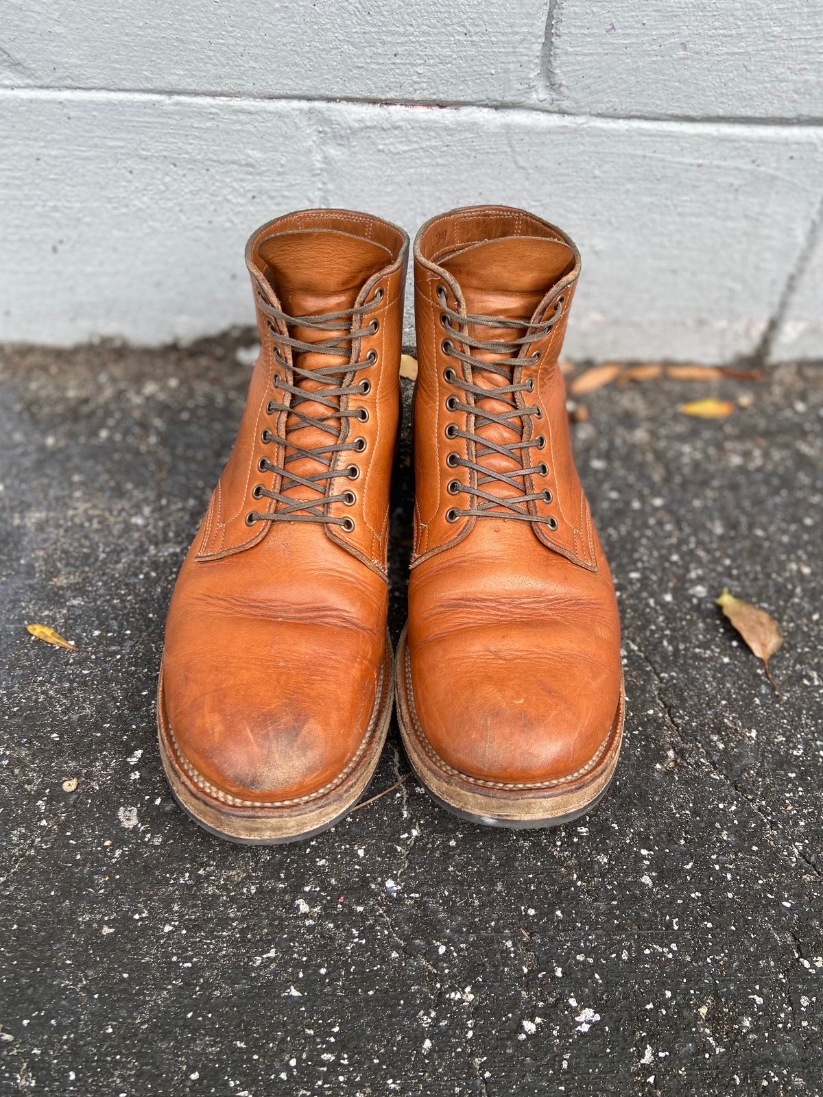 Photo by august_september on March 1, 2025 of the Viberg Service Boot in Raw Natural Wooly Chromexcel.