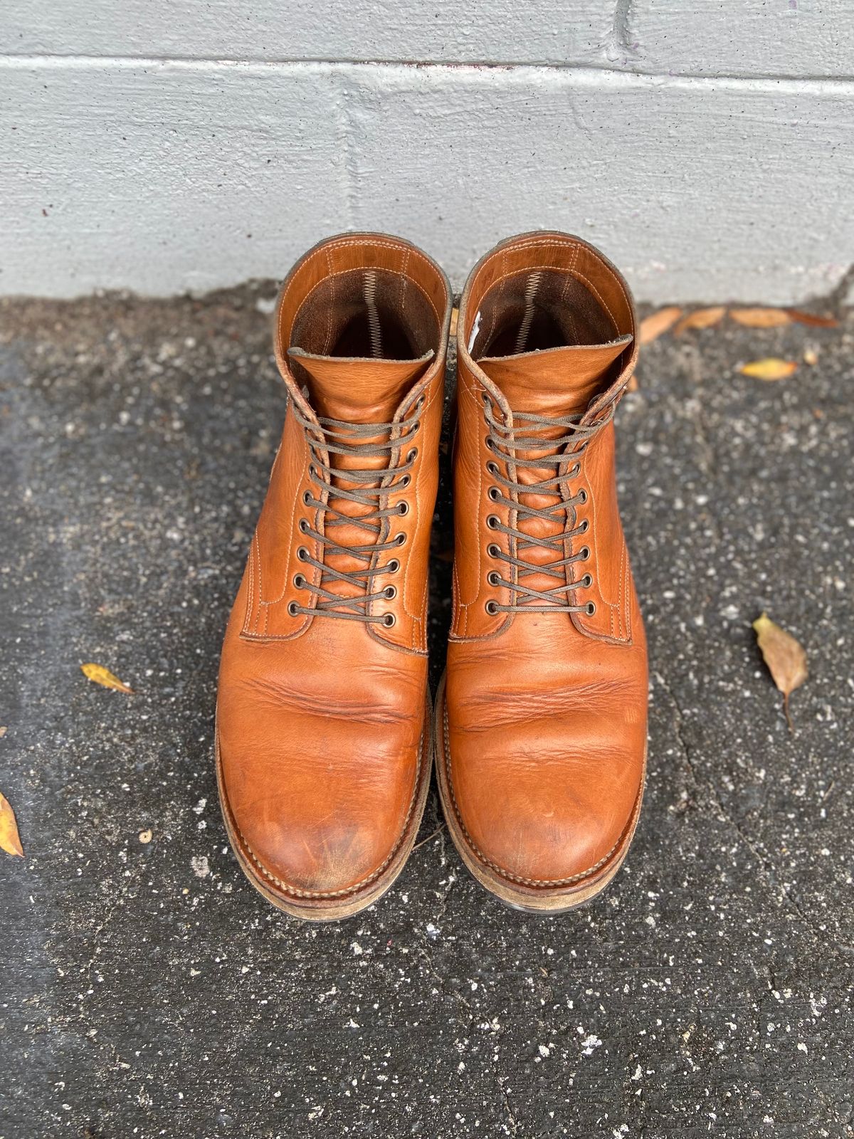 Photo by august_september on March 1, 2025 of the Viberg Service Boot in Raw Natural Wooly Chromexcel.