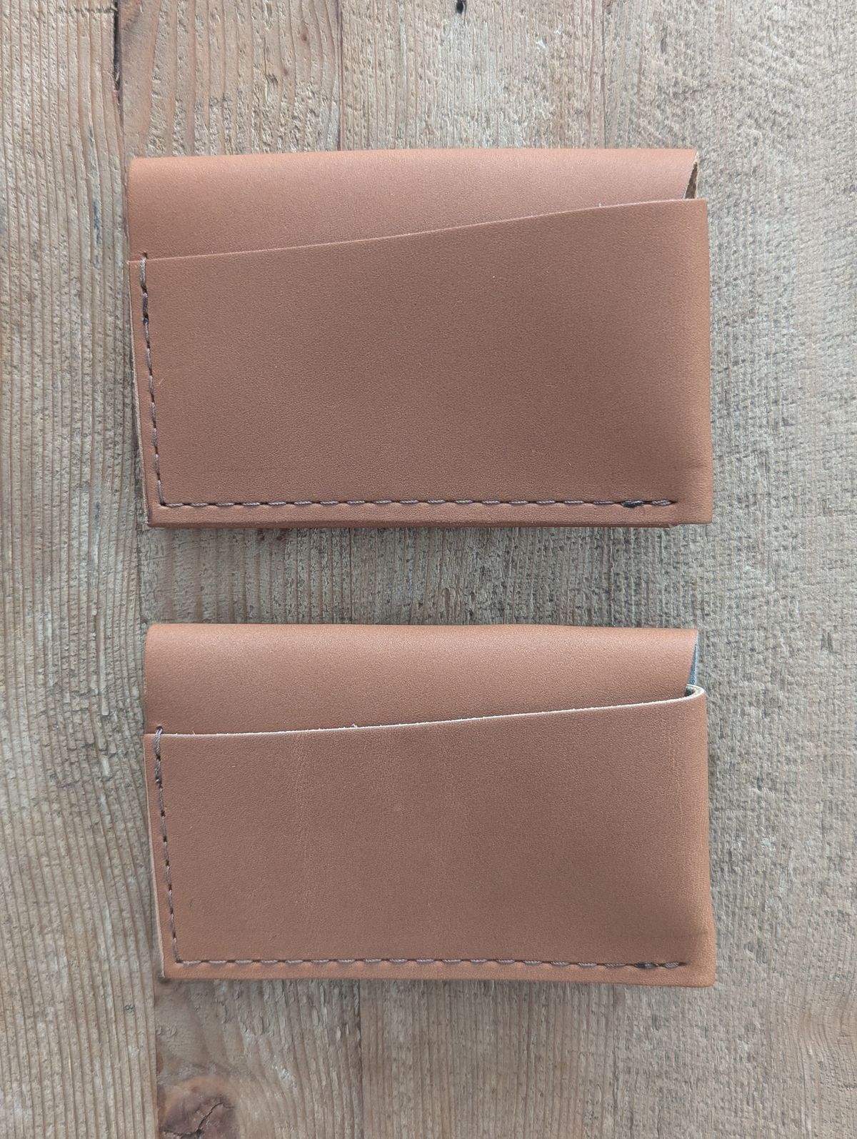 Photo by proof.in.whisky on May 3, 2025 of the Nicks Snap Wallet in Seidel 1964 Tan.