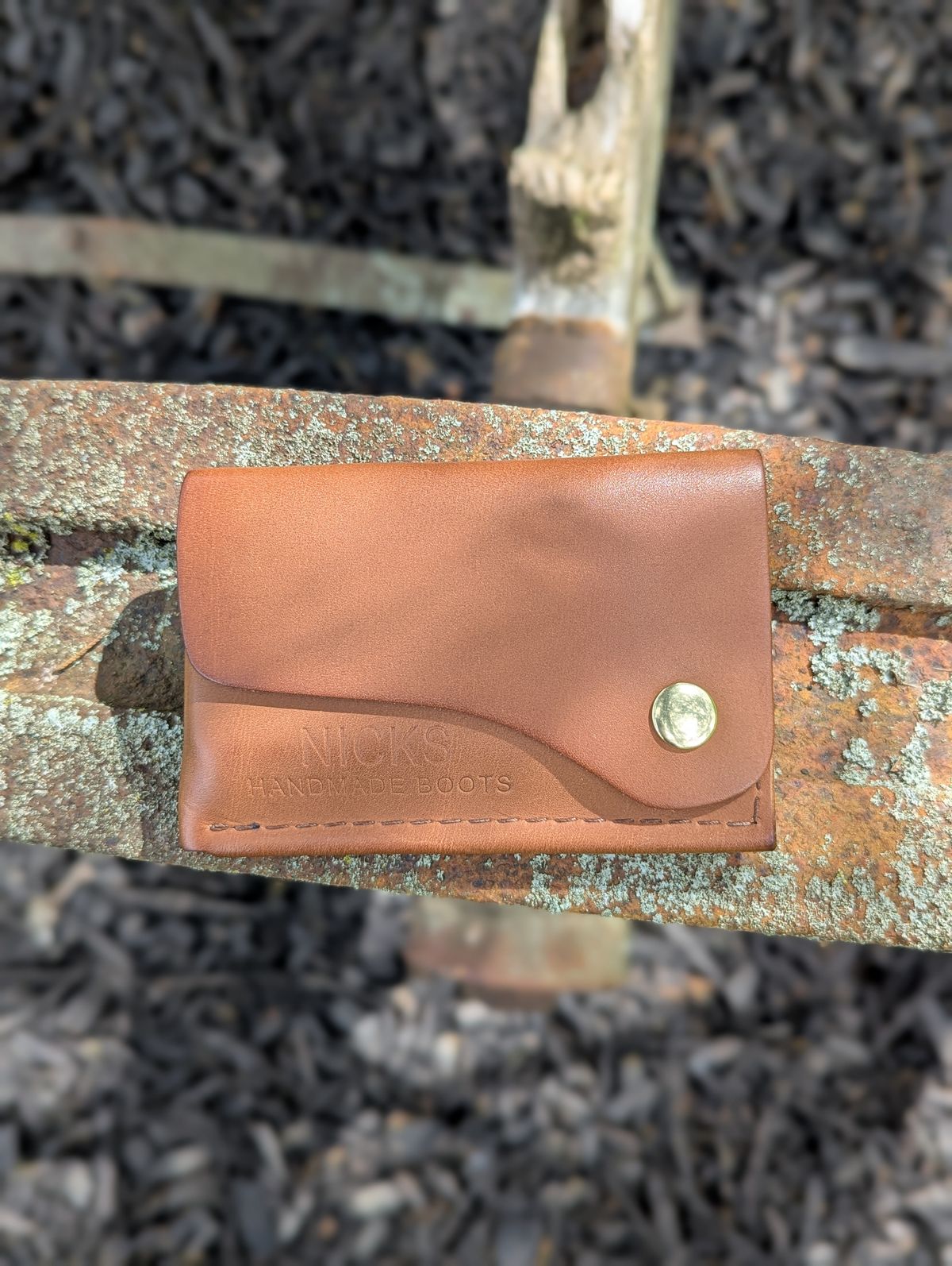Photo by proof.in.whisky on June 1, 2025 of the Nicks Snap Wallet in Seidel 1964 Tan.