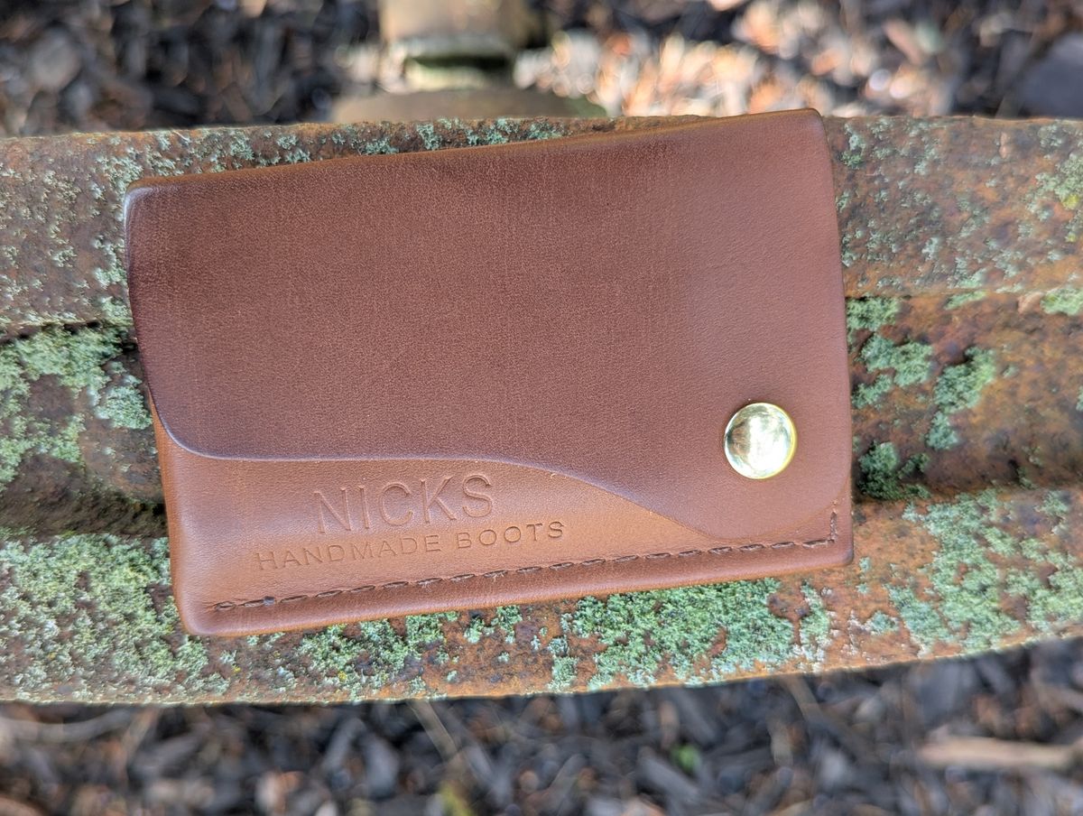 Photo by proof.in.whisky on September 27, 2025 of the Nicks Snap Wallet in Seidel 1964 Tan.