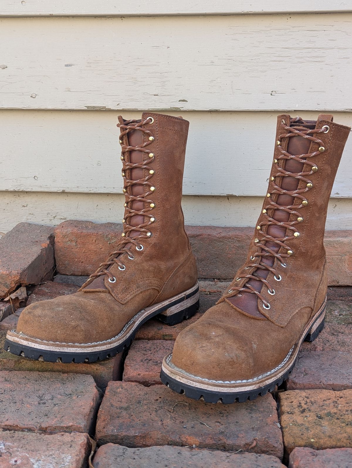 Photo by proof.in.whisky on March 2, 2025 of the Nicks BuilderPro in Seidel 1964 Brown Roughout.