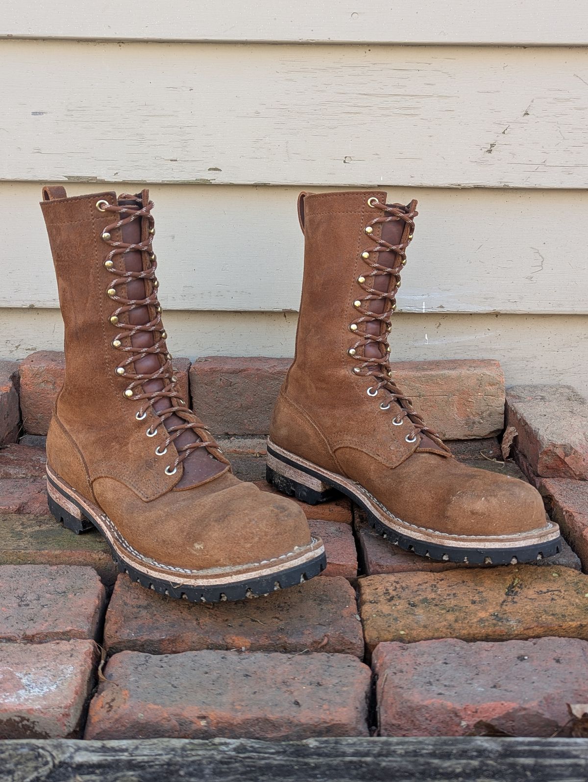 Photo by proof.in.whisky on March 2, 2025 of the Nicks BuilderPro in Seidel 1964 Brown Roughout.