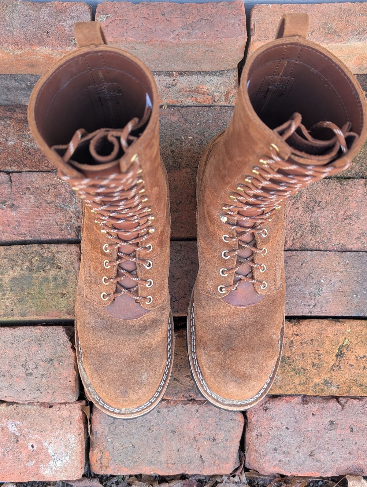 Photo by proof.in.whisky on March 2, 2025 of the Nicks BuilderPro in Seidel 1964 Brown Roughout.
