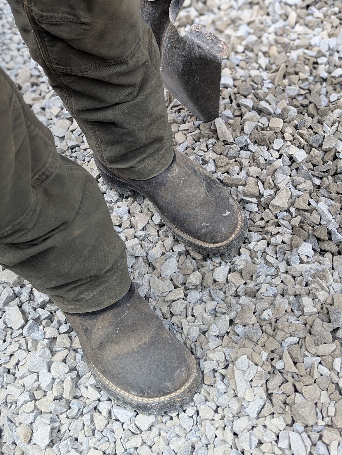 Photo by proof.in.whisky on July 19, 2025 of the Nicks Wellington in Horween Black Waxed Flesh.