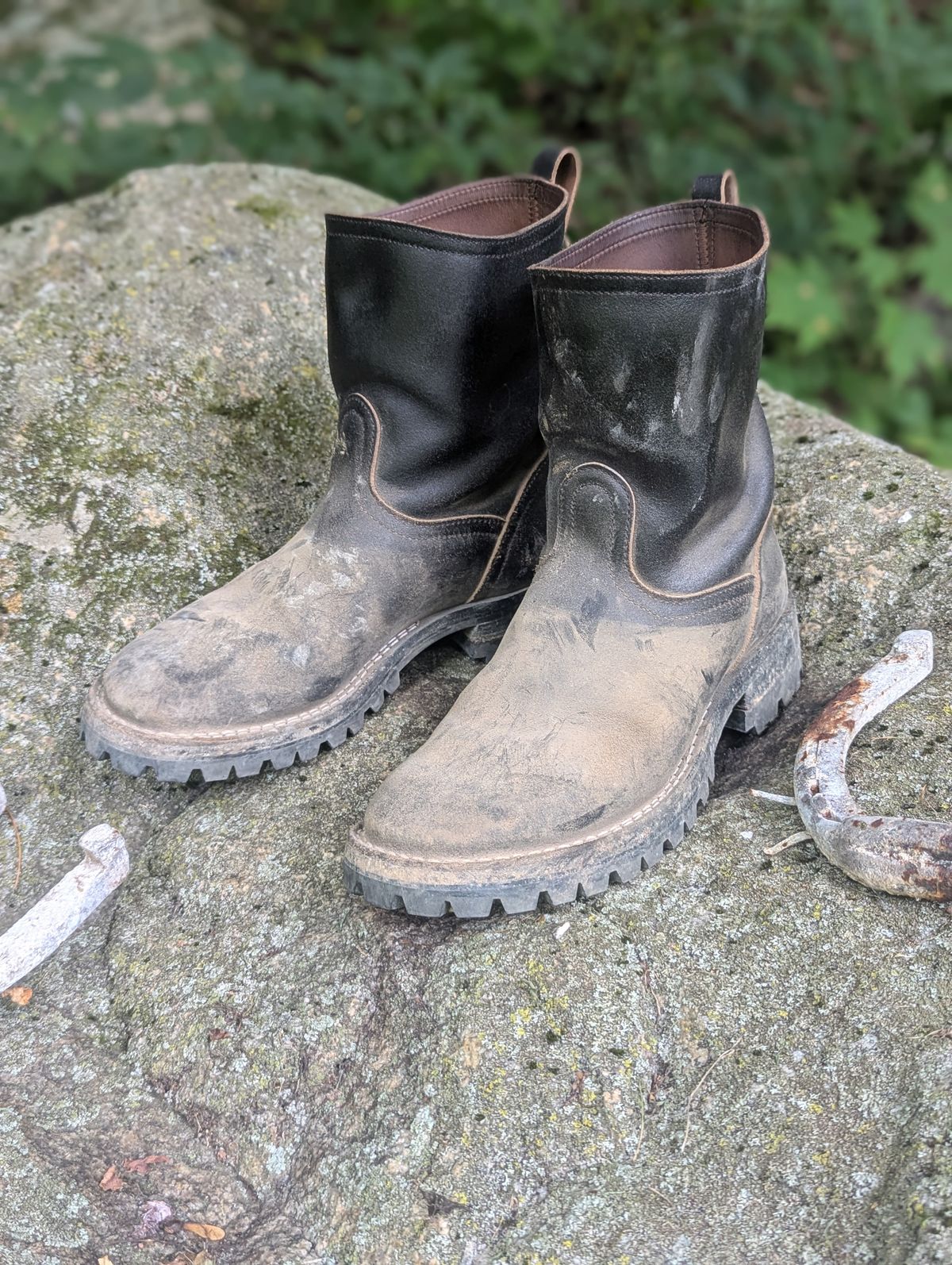 Photo by proof.in.whisky on July 27, 2025 of the Nicks Wellington in Horween Black Waxed Flesh.