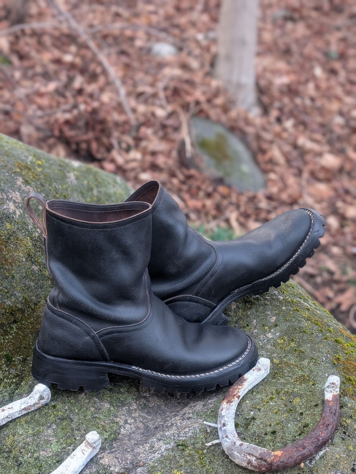 Photo by proof.in.whisky on March 11, 2026 of the Nicks Wellington in Horween Black Waxed Flesh.