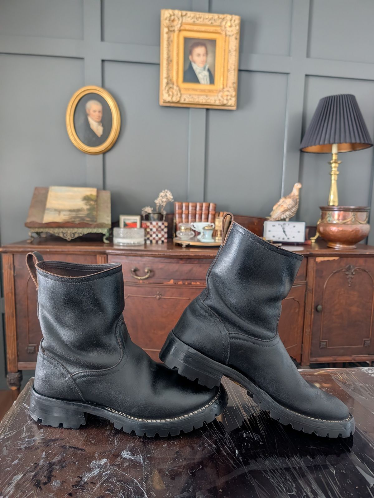 Photo by proof.in.whisky on February 1, 2026 of the Nicks Wellington in Horween Black Waxed Flesh.