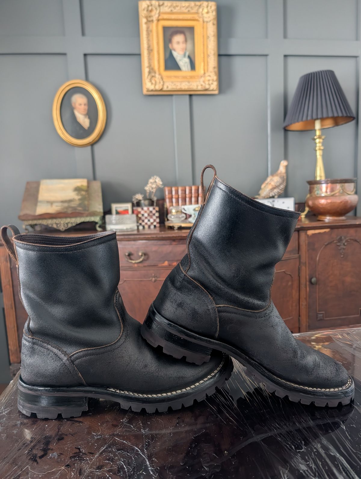 Photo by proof.in.whisky on February 1, 2026 of the Nicks Wellington in Horween Black Waxed Flesh.