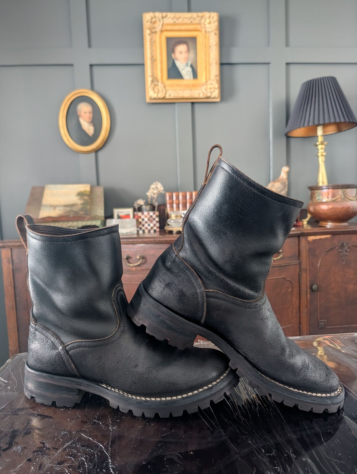 Photo by proof.in.whisky on February 1, 2026 of the Nicks Wellington in Horween Black Waxed Flesh.