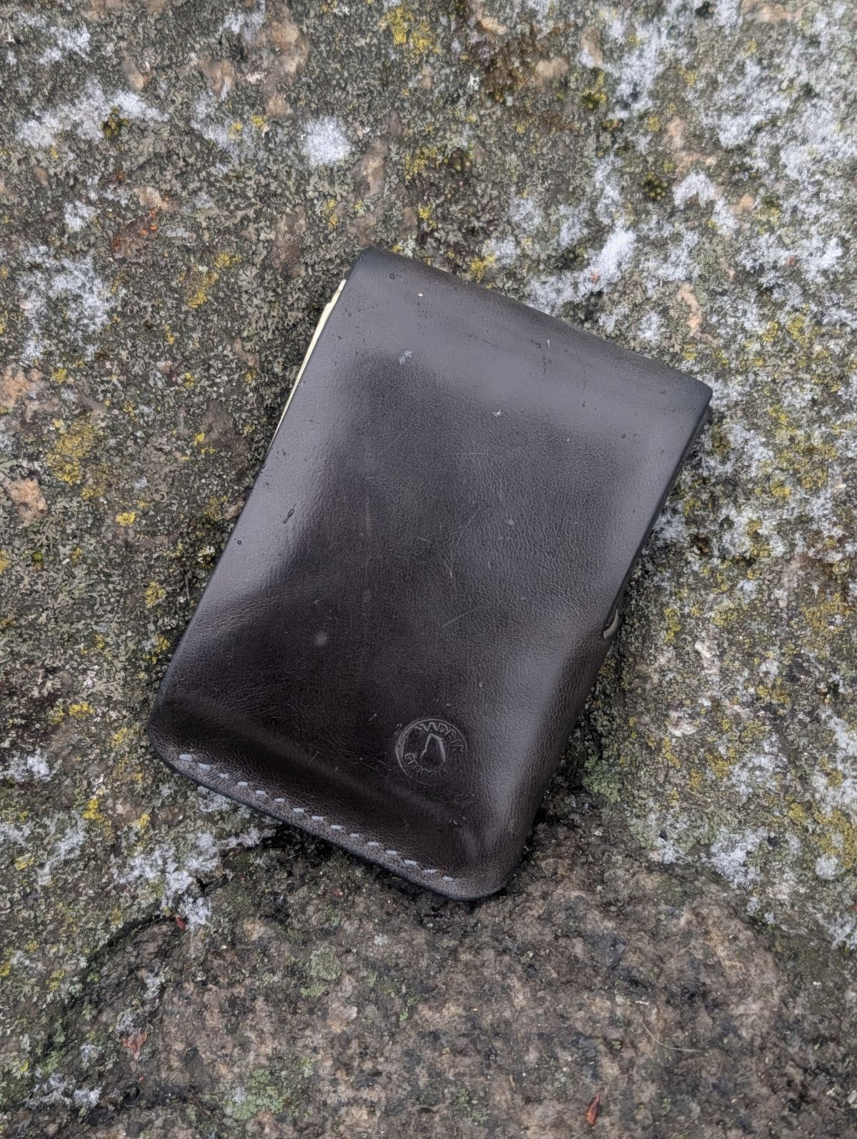 Photo by proof.in.whisky on March 1, 2026 of the Cash And Son Leather Goods River in Maryam Graphite TPR Horsebutt.