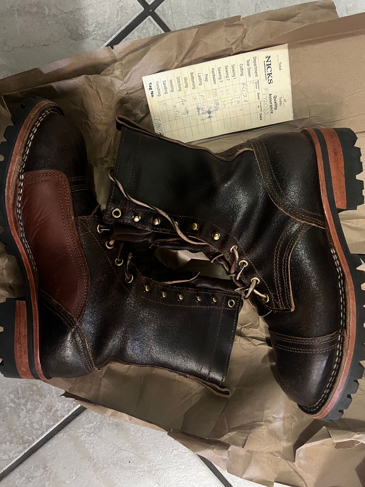 Photo by Eureka on November 2, 2025 of the Nicks x Rose Anvil ND1 in Horween Brown Waxed Flesh.