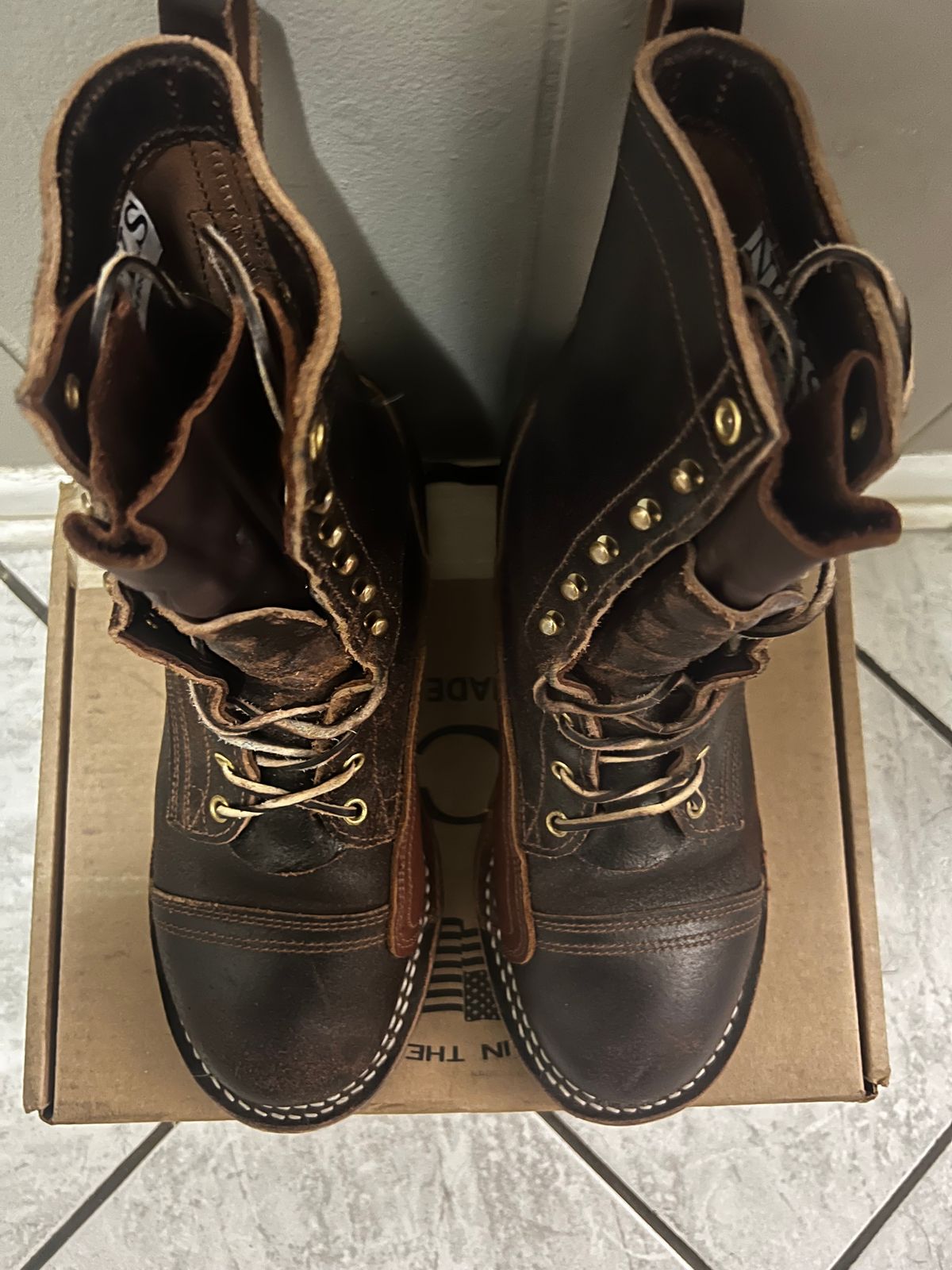 Photo by Eureka on November 2, 2025 of the Nicks x Rose Anvil ND1 in Horween Brown Waxed Flesh.