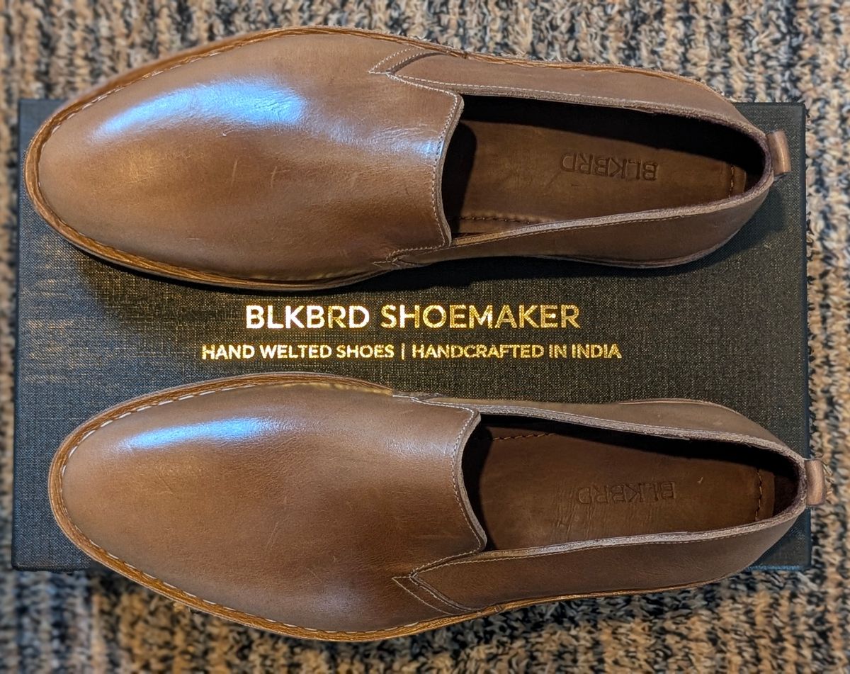 Photo by Yakkboot73 on July 28, 2025 of the Blkbrd Shoemaker Travers in Horween Natural Chromexcel.