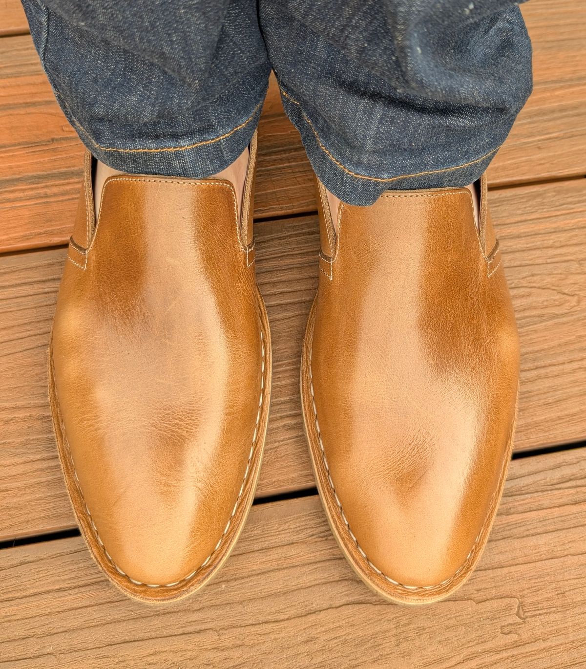 Photo by Yakkboot73 on August 2, 2025 of the Blkbrd Shoemaker Travers in Horween Natural Chromexcel.