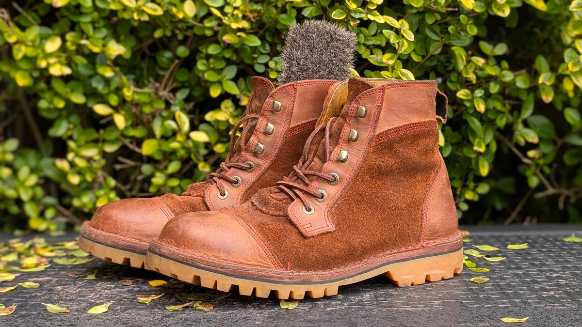 Photo by Yakkboot73 on March 1, 2026 of the Jim Green Numzaan Custom in Fudge Crazy Horse.