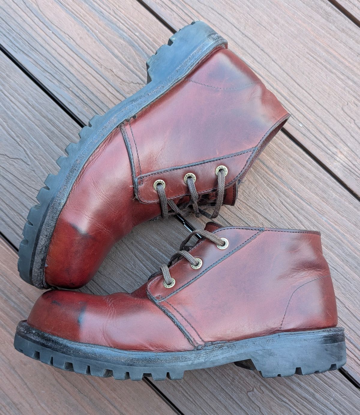 Photo by Yakkboot73 on June 16, 2025 of the Jim Green Custom Vellie Composite Toe Cap in Walnut Veg Tan.