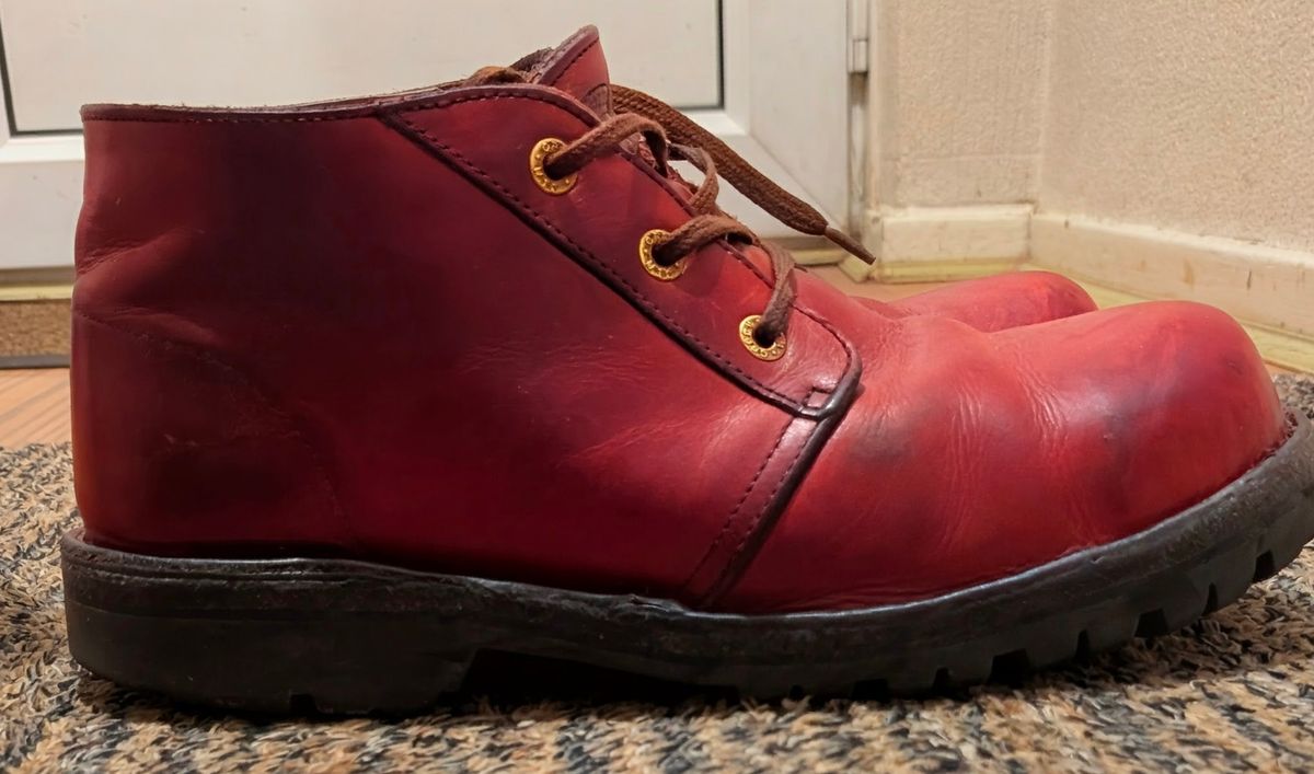 Photo by Yakkboot73 on December 3, 2025 of the Jim Green Custom Vellie Composite Toe Cap in Walnut Veg Tan.