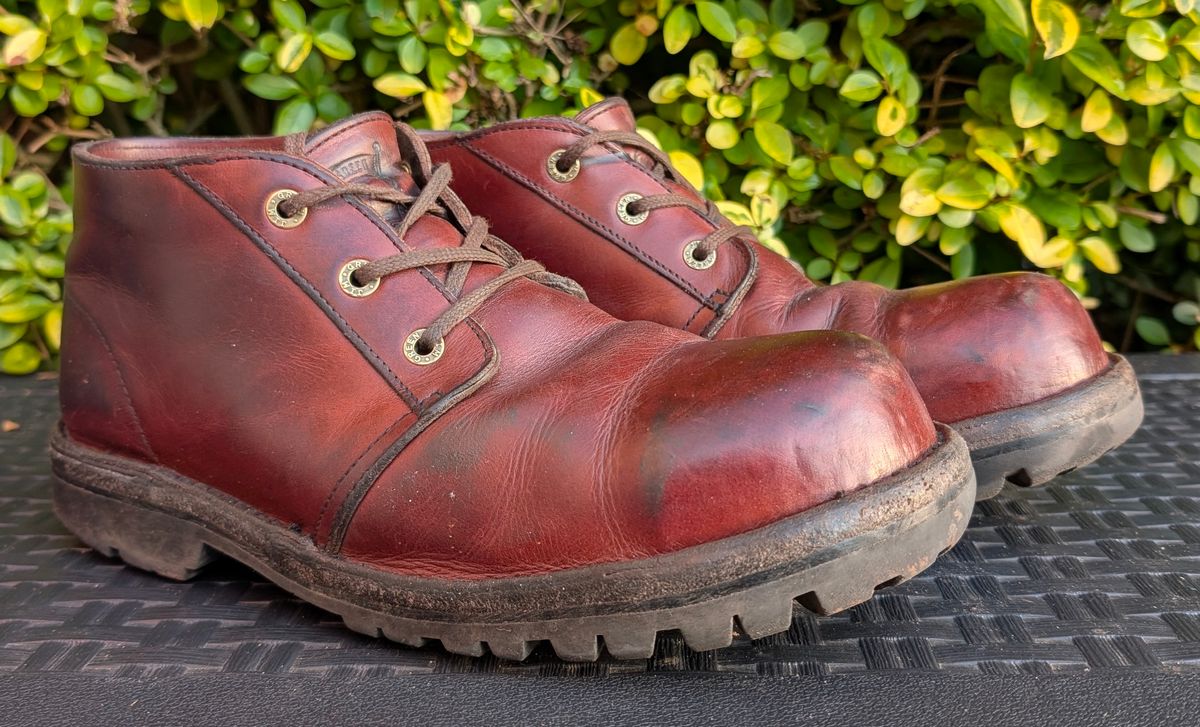 Photo by Yakkboot73 on January 2, 2026 of the Jim Green Custom Vellie Composite Toe Cap in Walnut Veg Tan.
