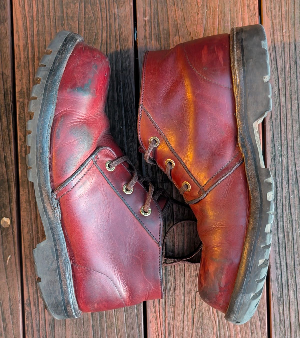 Photo by Yakkboot73 on February 4, 2026 of the Jim Green Custom Vellie Composite Toe Cap in Walnut Veg Tan.