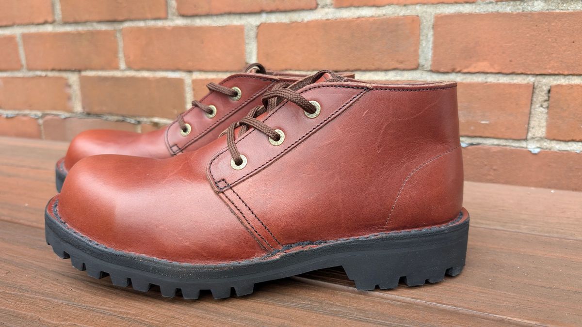 Photo by Yakkboot73 on March 27, 2025 of the Jim Green Custom Vellie Composite Toe Cap in Walnut Veg Tan.