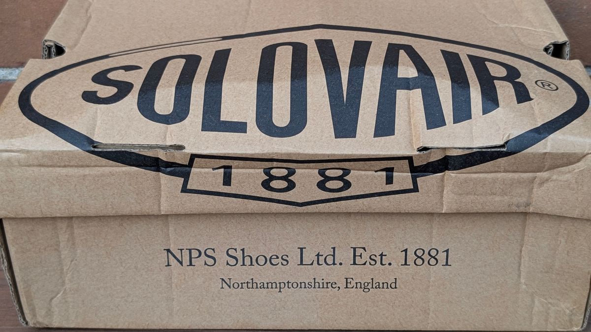 Photo by Yakkboot73 on September 19, 2025 of the Solovair Dealer Boot in Gaucho Crazy Horse Greasy Pull Up.