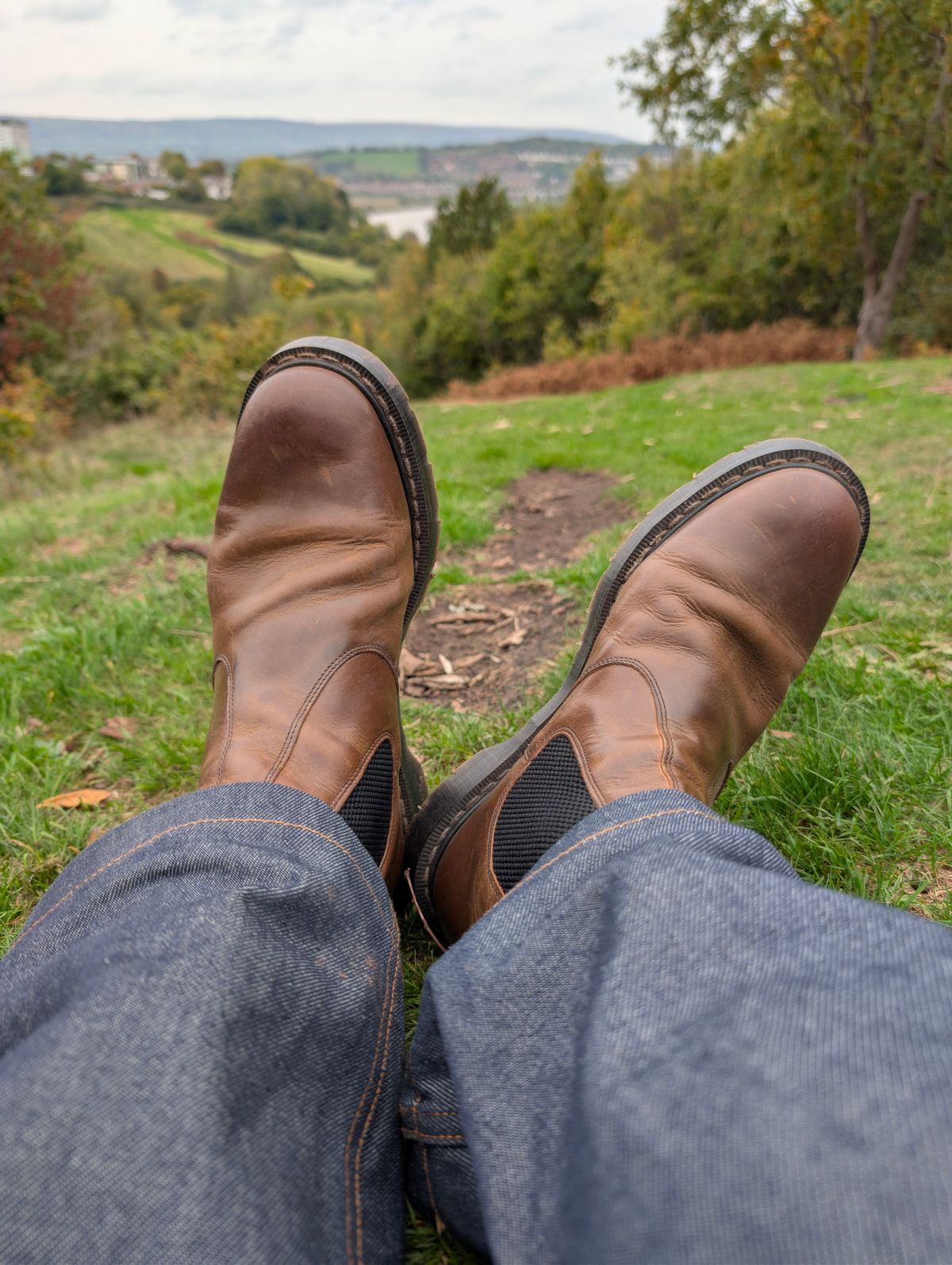 Photo by Yakkboot73 on October 18, 2025 of the Solovair Dealer Boot in Gaucho Crazy Horse Greasy Pull Up.