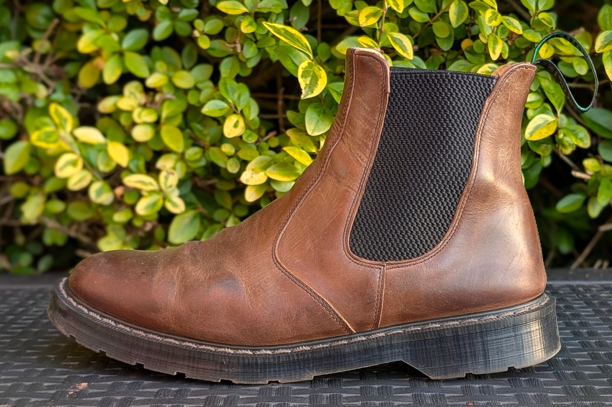 Photo by Yakkboot73 on January 2, 2026 of the Solovair Dealer Boot in Gaucho Crazy Horse Greasy Pull Up.