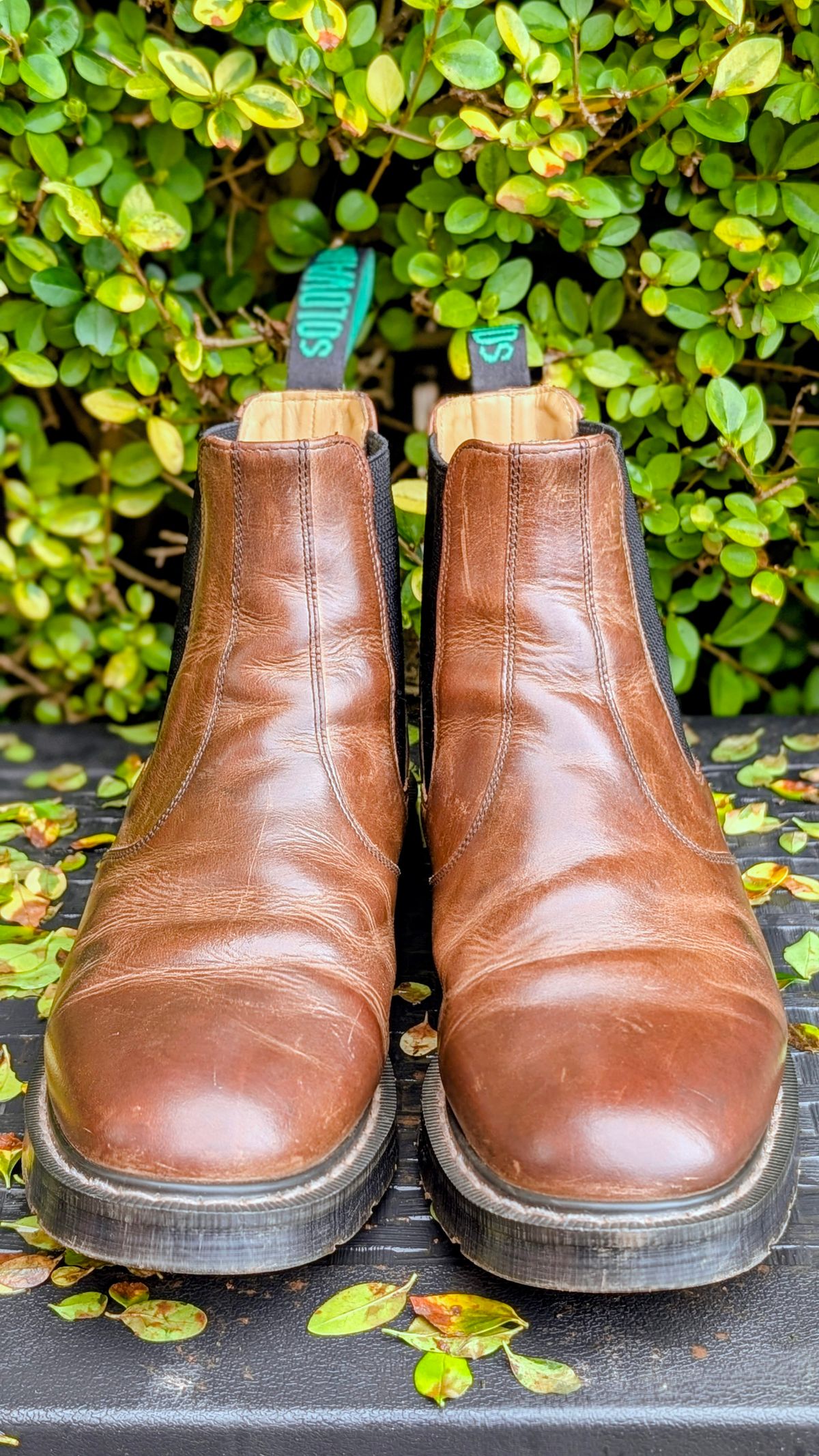 Photo by Yakkboot73 on March 1, 2026 of the Solovair Dealer Boot in Gaucho Crazy Horse Greasy Pull Up.