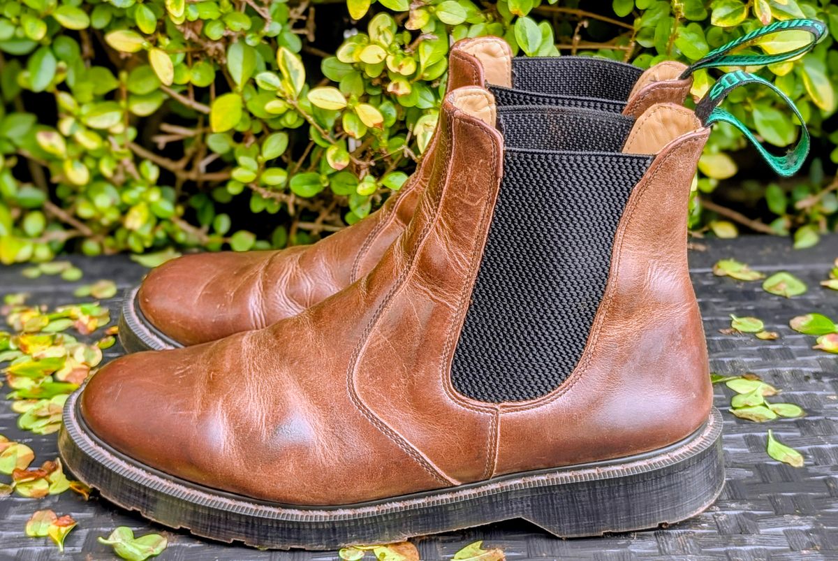 Photo by Yakkboot73 on March 1, 2026 of the Solovair Dealer Boot in Gaucho Crazy Horse Greasy Pull Up.