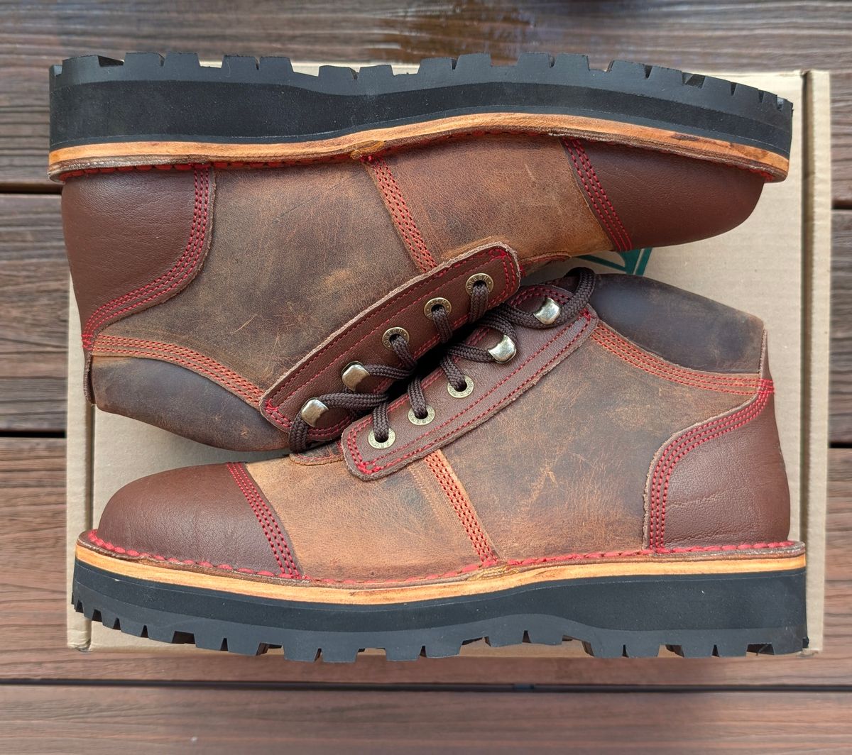 Photo by Yakkboot73 on October 20, 2025 of the Jim Green African Ranger in Bronco & African Buffalo Skin.