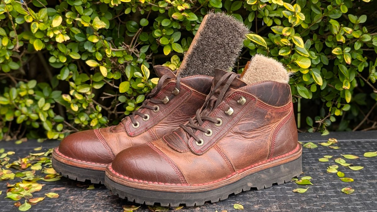 Photo by Yakkboot73 on March 1, 2026 of the Jim Green African Ranger in Bronco & African Buffalo Skin.