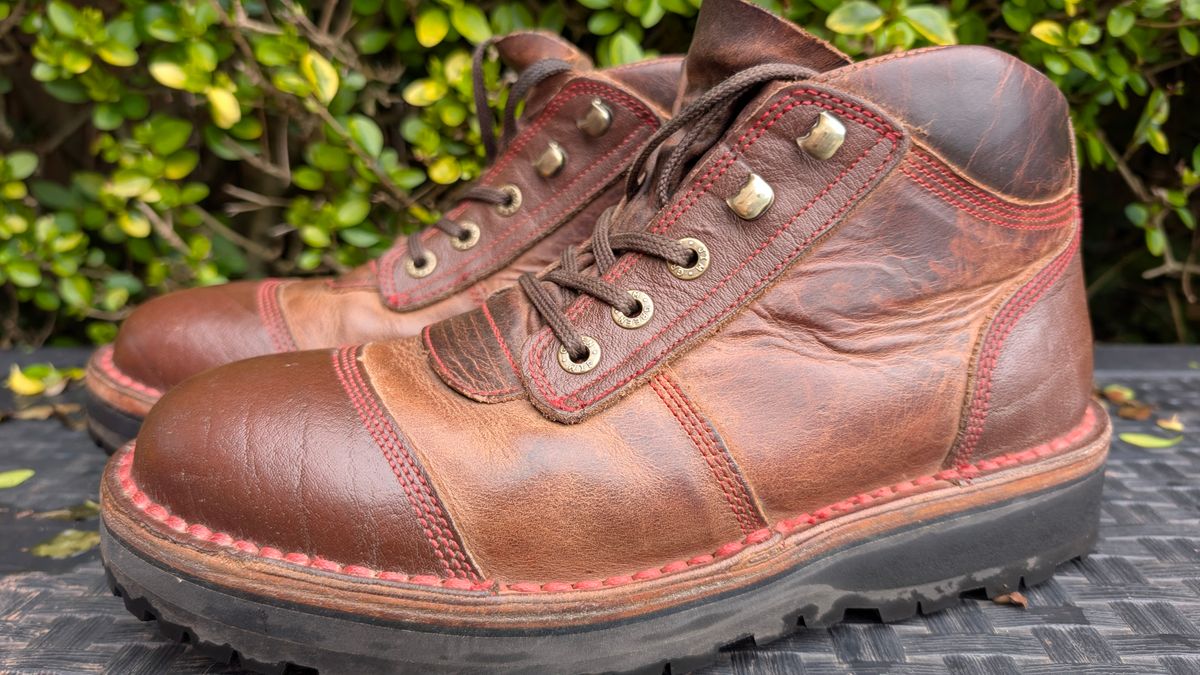 Photo by Yakkboot73 on March 16, 2026 of the Jim Green African Ranger in Bronco & African Buffalo Skin.