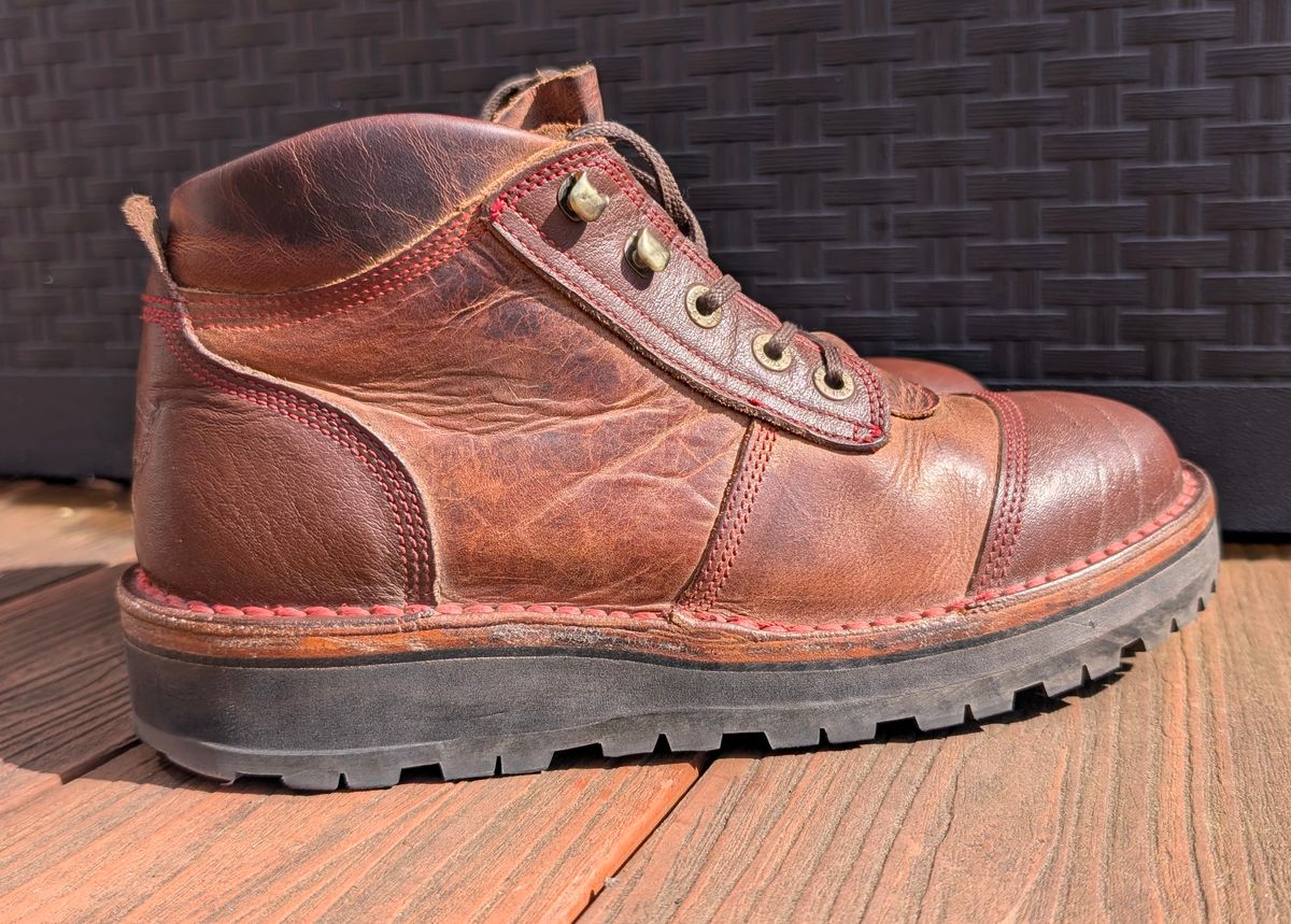 Photo by Yakkboot73 on April 12, 2026 of the Jim Green African Ranger in Bronco & African Buffalo Skin.