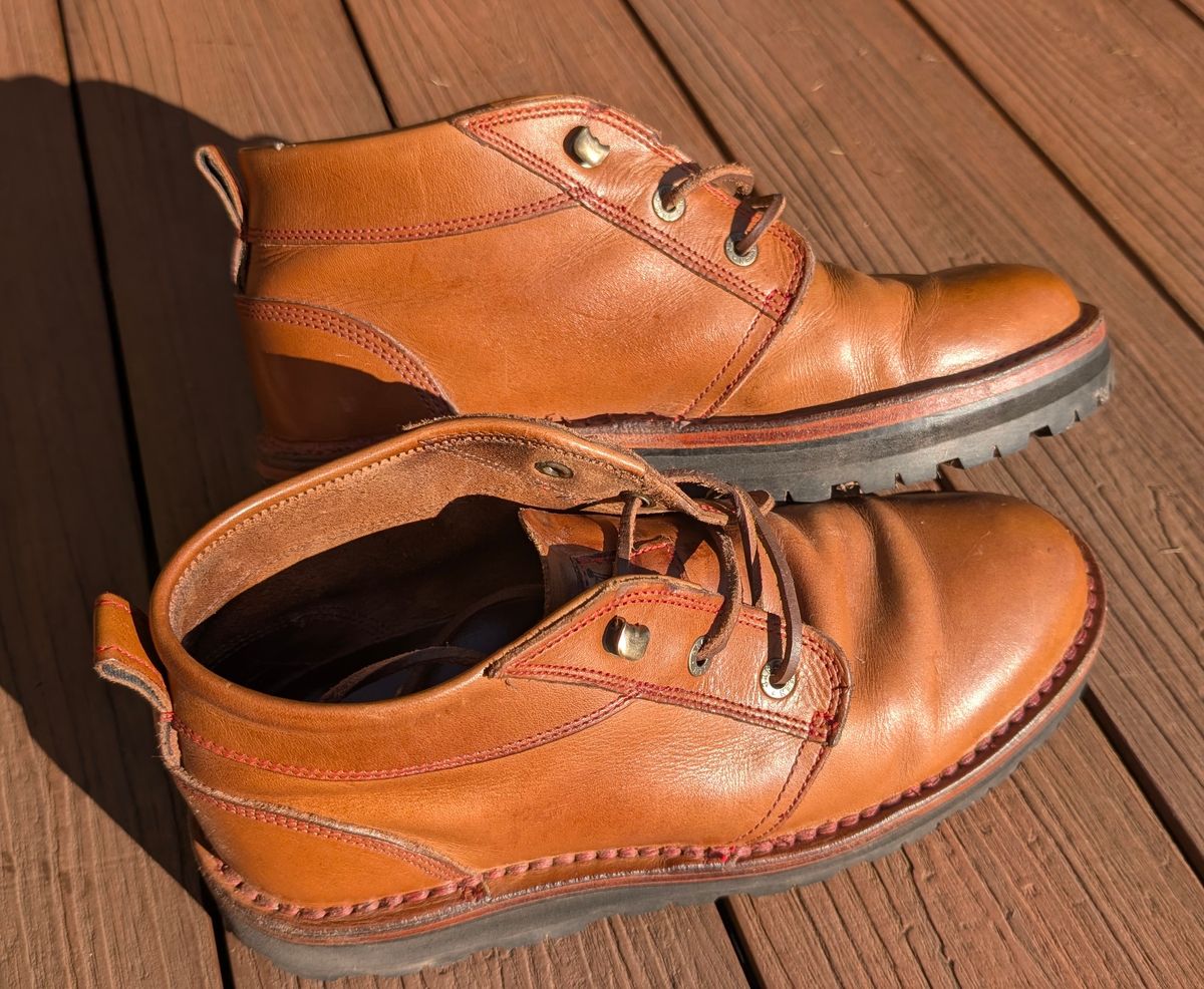 Photo by Yakkboot73 on August 4, 2025 of the Jim Green Turbo Vellie Custom in Natural Veg Tan.