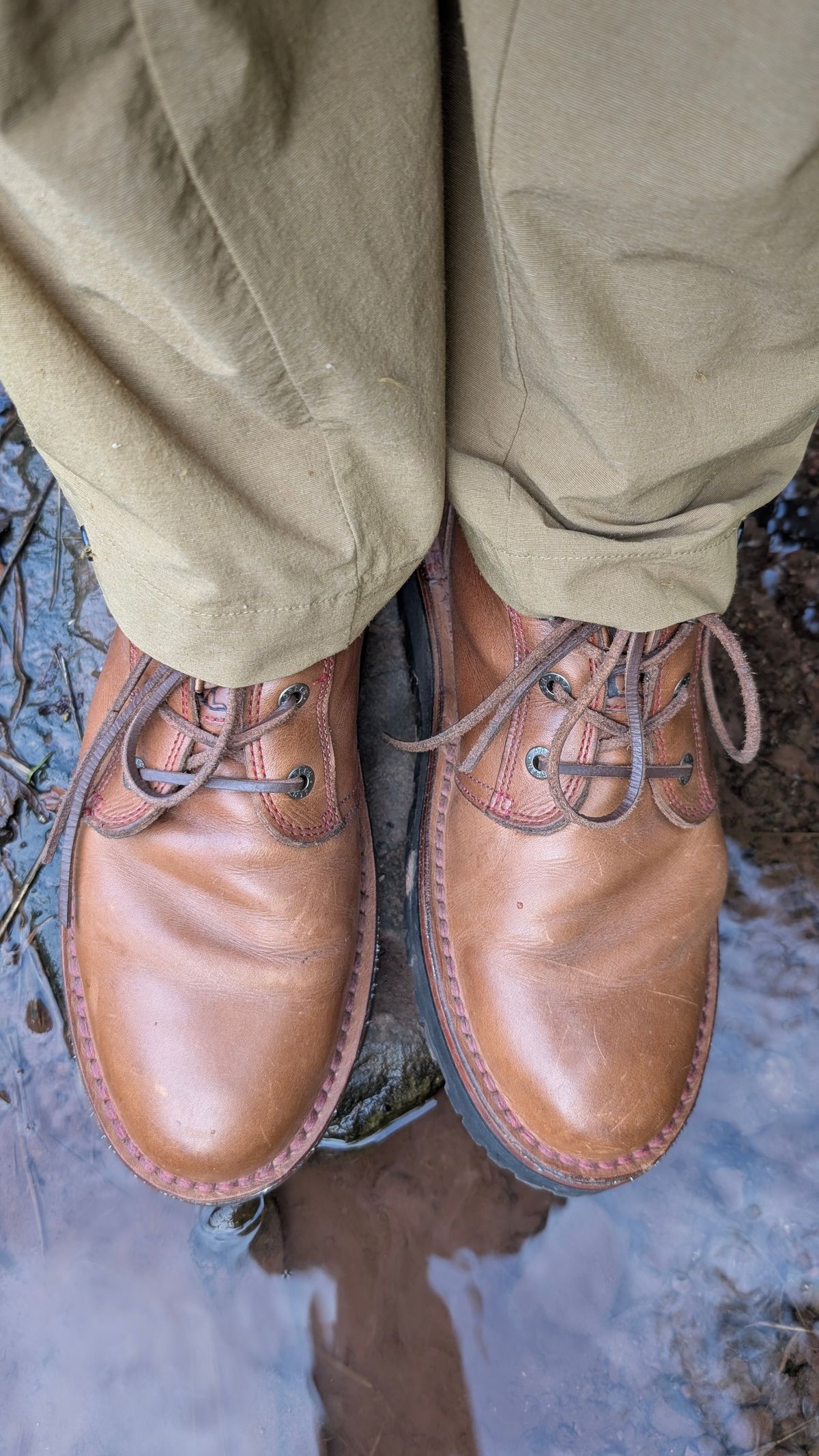Photo by Yakkboot73 on August 13, 2025 of the Jim Green Turbo Vellie Custom in Natural Veg Tan.
