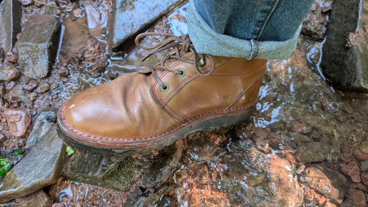 Photo by Yakkboot73 on September 13, 2025 of the Jim Green Turbo Vellie Custom in Natural Veg Tan.