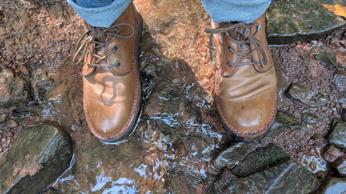 Photo by Yakkboot73 on September 13, 2025 of the Jim Green Turbo Vellie Custom in Natural Veg Tan.